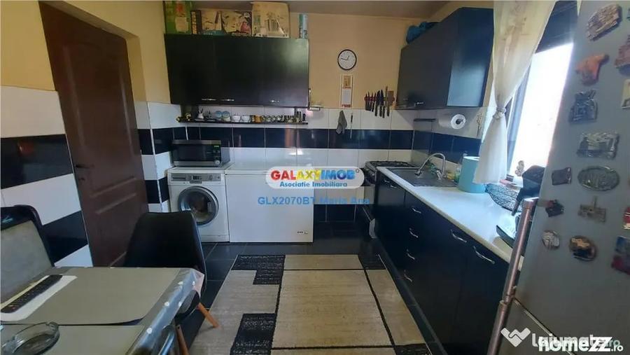 Casă cu 4 camere cu Teren 500 Mp în Central