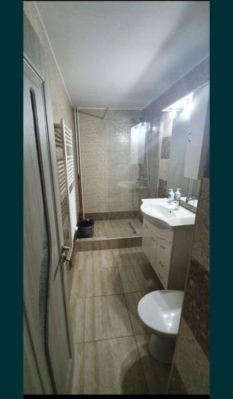 Garsoniera Muncii, 10 minute de metrou, mobilata si utilata modern, libera - 6