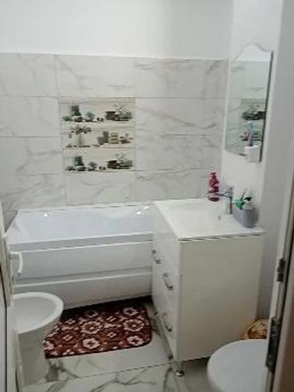 Se inchiriaza ap cu 3 camere,mobilat ?i utilat, pozi?ie excelenta, ?coala, gradini?a,mall.uri,parc. - 1