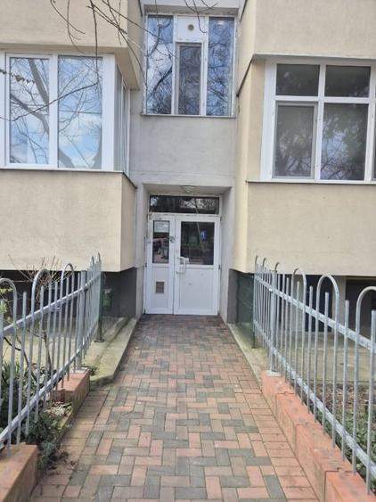 Inchiriez apartament - 1