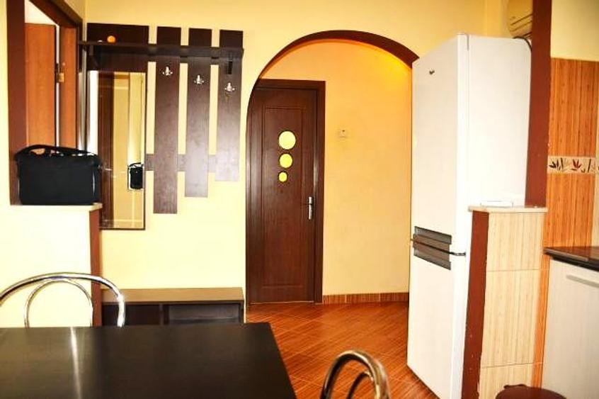 Vanzare apart 2 camere mobilat utilat, Targoviste - Aleea Tarandafirilor. - 2