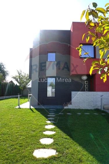 Casa  Vila cu 4 camere de inchiriat Cernica langa padure