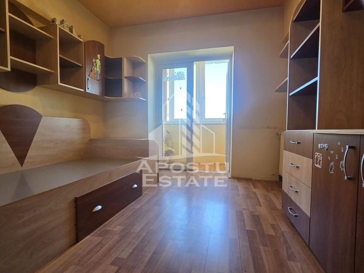 Apartament decomandat 3 camere, zona Miorita - 8