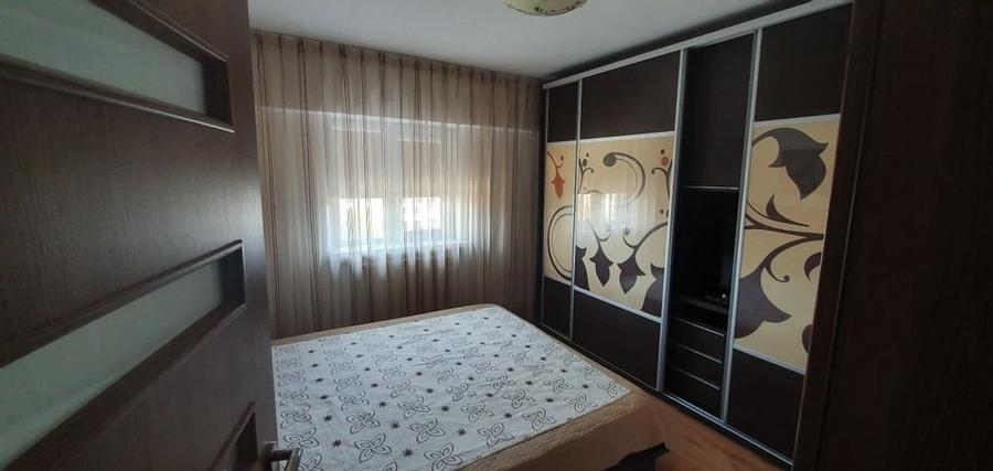 Apartament 3 camere mobilat complect lux zona centrala - 3