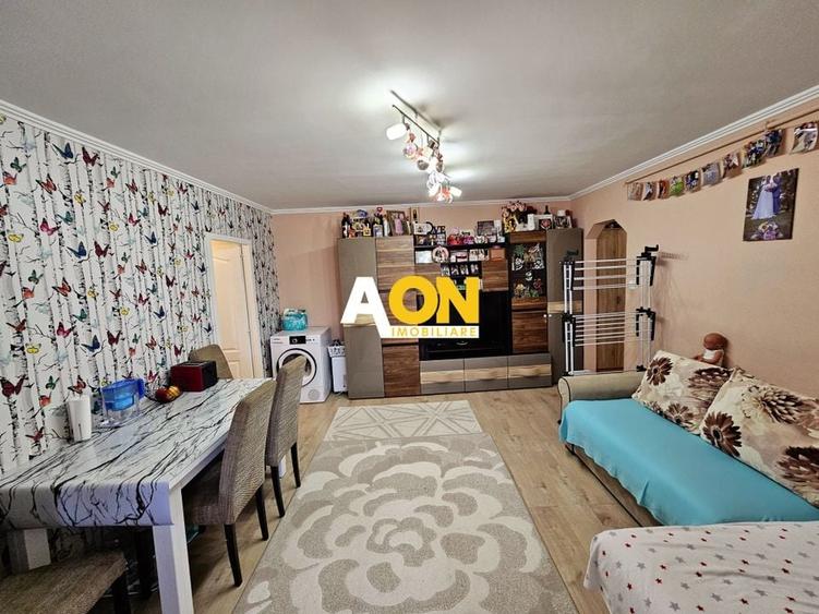 Apartament cu 2 dormitoare, etaj 3, mobilat, utilat, cu boxa, Ampoi 1 - 3