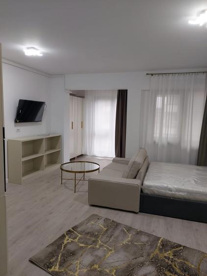 Studio de inchiriat - 7