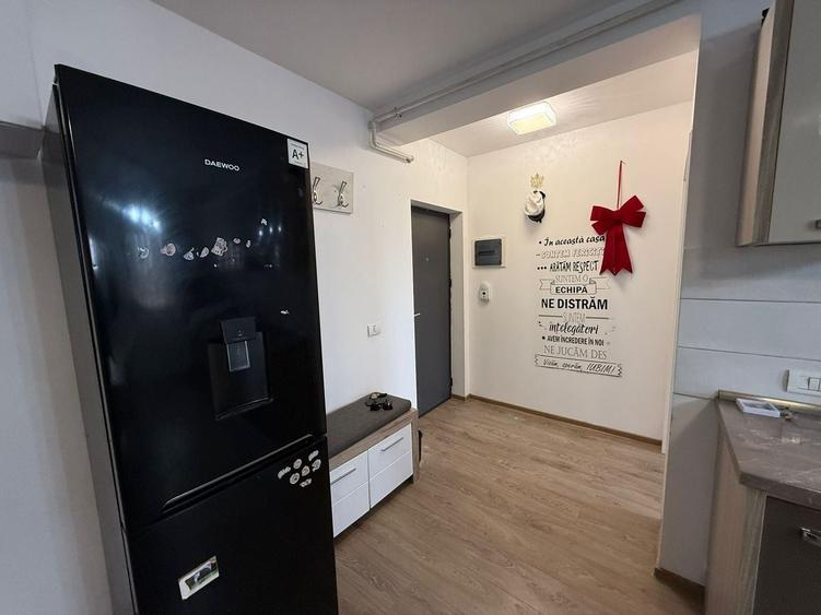 PROPRIETAR - COMISION 0 % Apartament cu 3 camere complet mobilat - 9
