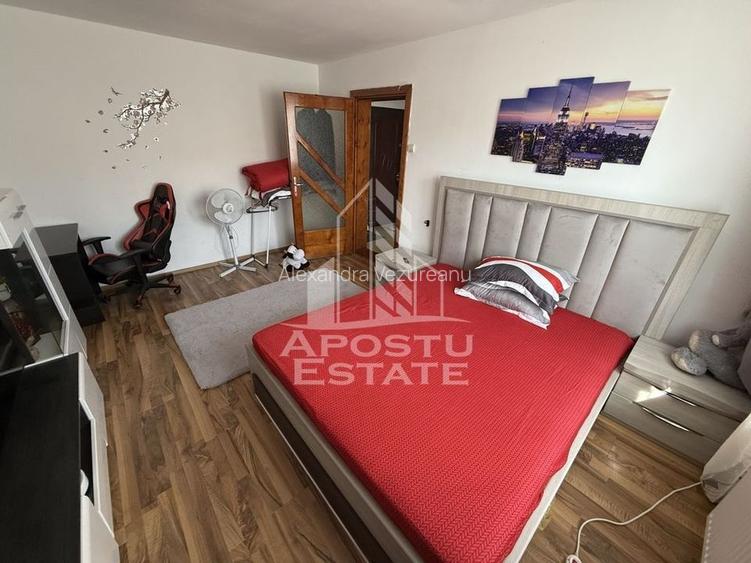 Apartament cu o camera, decomandat,mobilat si utilat,zona Buziasului