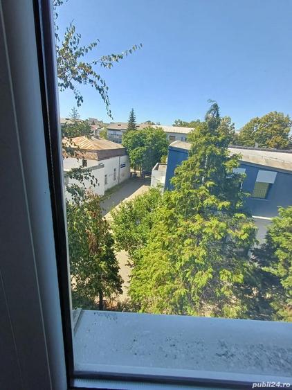 Vand apartament 4 camere ultracentral - 2