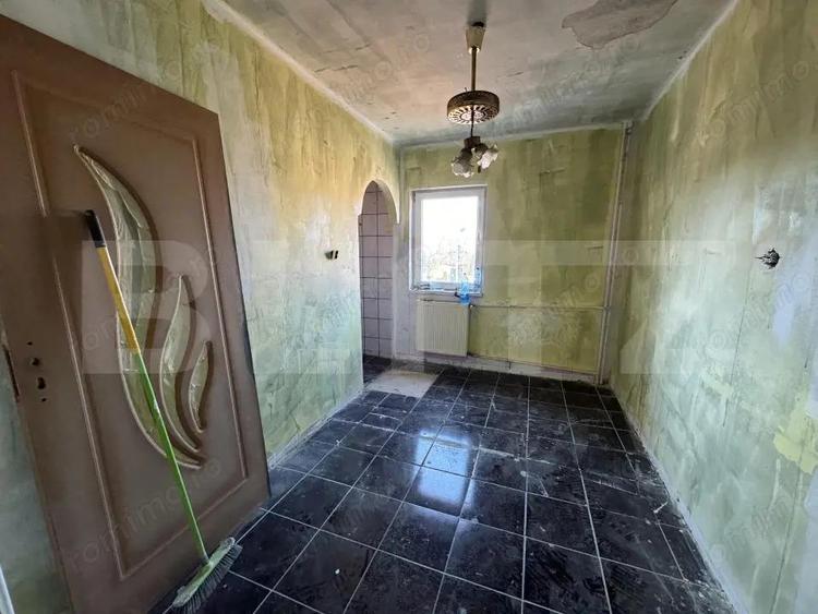 Apartament 3 camere, decomandat - zona Velenta - 6