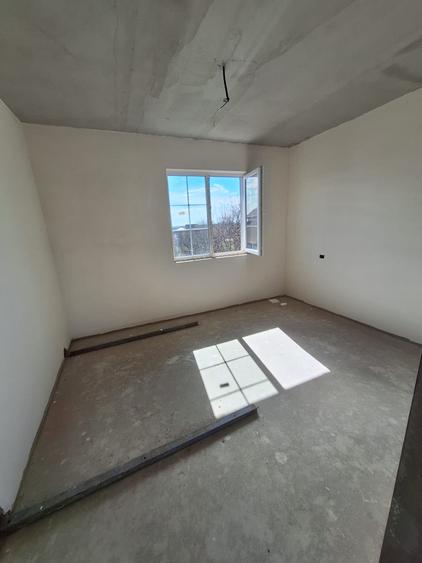 !!! OCAZIE...Duplex ... toate utilitatile.. 7km Timisoara..Sanandrei - 19