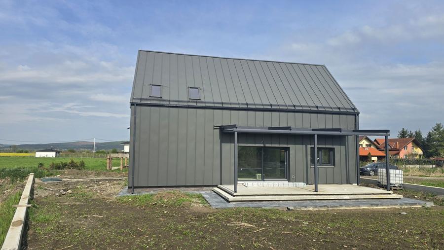 Casa premium eficienta energetic, proiect deosebit 140 mp utili cu 600 mp curte - 3