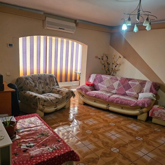 Apartament cu 3 camere ~ zona Brosteni / Colegiu ~ etaj 3 din 4 - 3