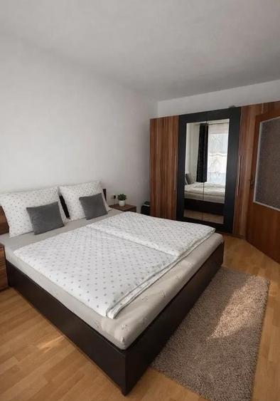 Apartament de inchiriat cu 2 camere in zona Coresi - 2