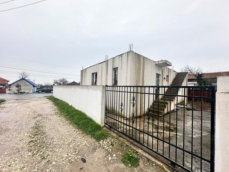 Spatiu comercial + spatiu de locuinta (neconstruit) potrivit pentru afacere si locuit! LUMINA - 2