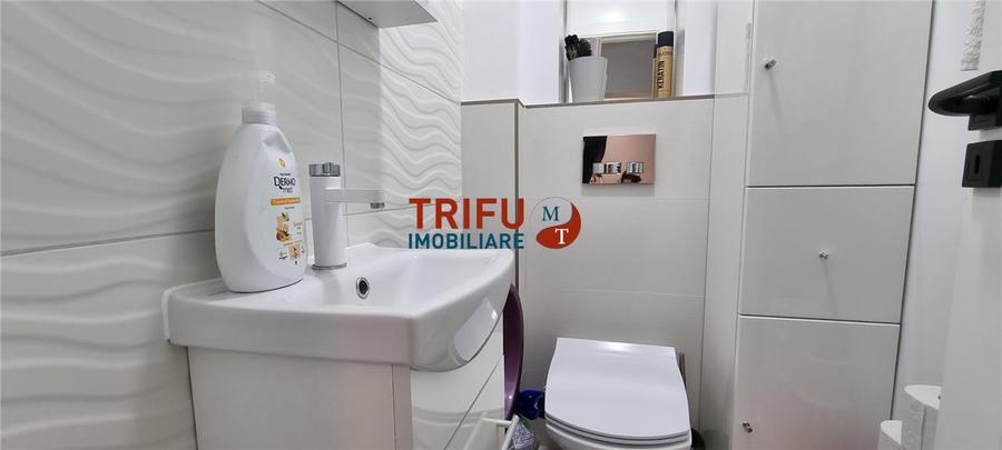 Apartament ultramodern  4 camere de vanzare Cetate  etaj 1 - 19