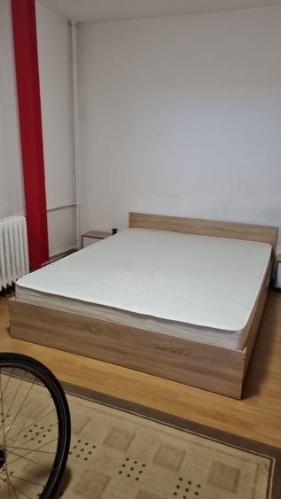 Apartament cu 2 camere decomandat în Costin Georgian