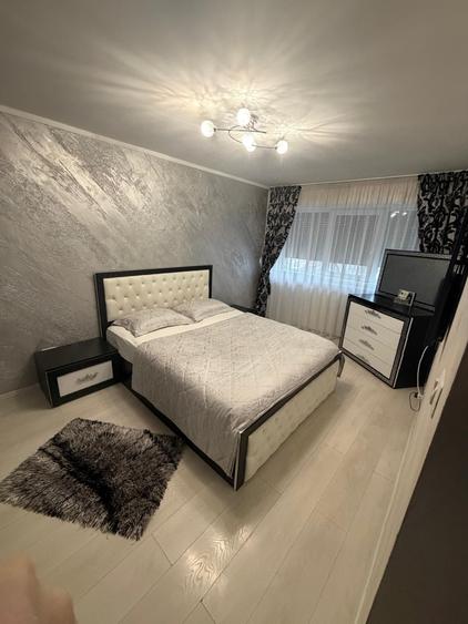 Apartament 4 camere transformat in 3 - 1