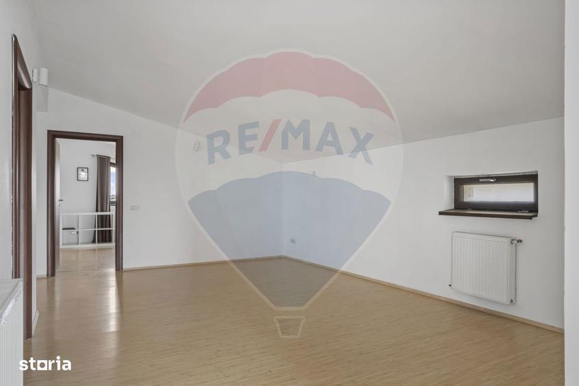 Casa individuala spa?ioasa 6 camere, cu gradina de 572 mp in Gulia - 4