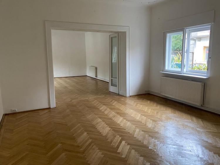 Casa individuala de inchiriat, 4 camere, zona centrala Sibiu, pretabila Birouri. - 8