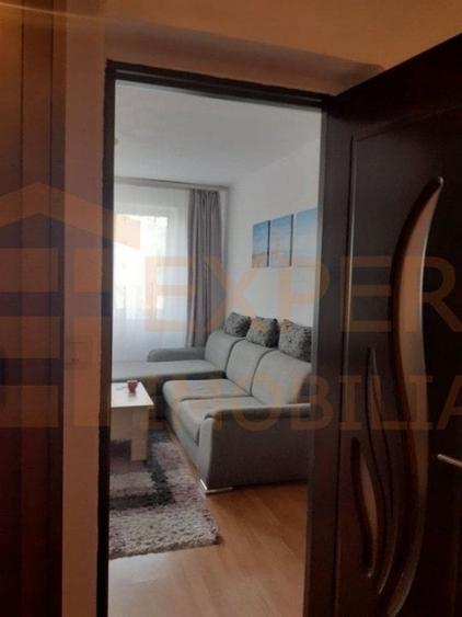 Apartament de vanzare, situat in zona Gara, vis-a-vis de parc - 1