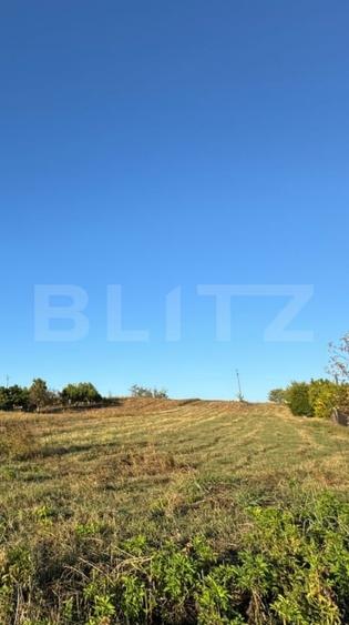 Teren intravilan Malu Mare 400 mp, cu deschidere de 20m si vedere panoramica - 1