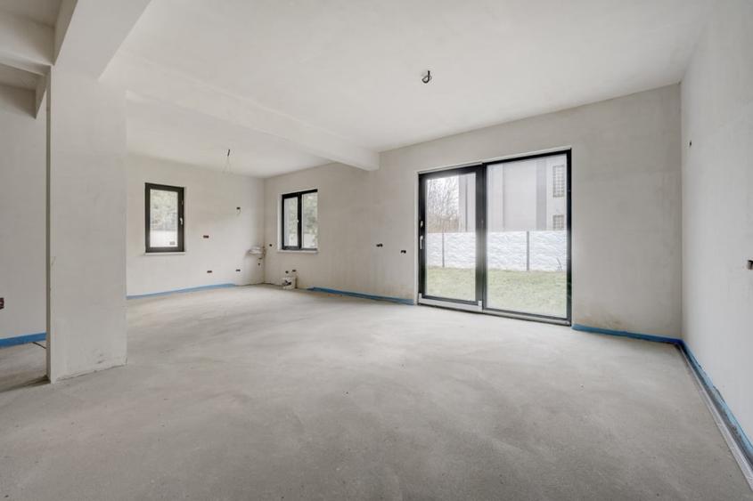 Duplex  - curte - 4 bai - 3 dormitoare -  metrou Pacii - 16