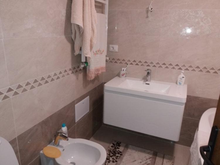 Apartament 3 camere zona Junior - 2