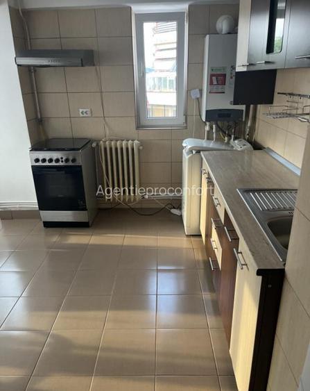 Apartament 3 camere centru la Big Apartament 3 camere centru la Big