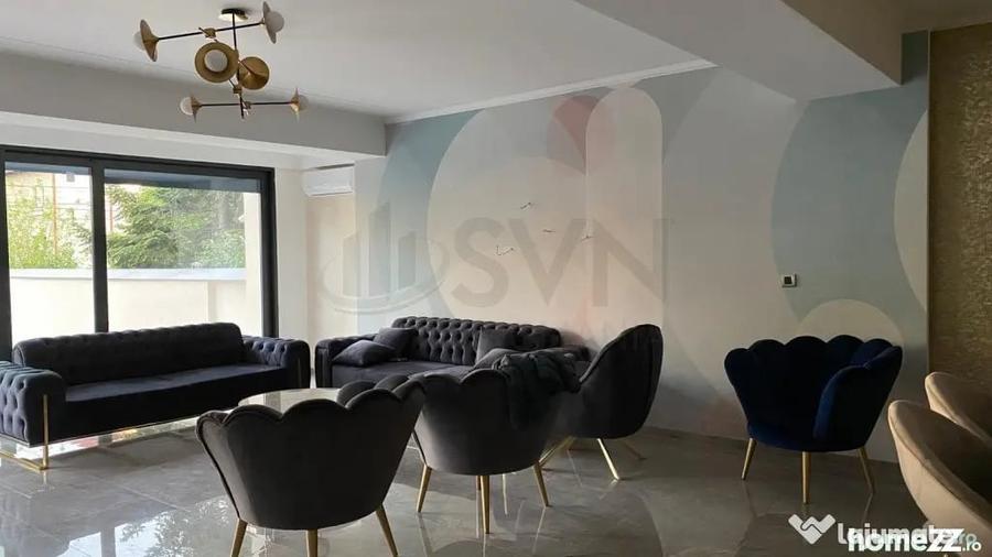 Casă cu 7 camere cu Teren 450 Mp în 1 Mai