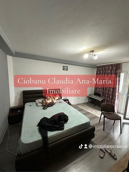 Garsoniera,Decomandata,zona 1Mai-Confectii,Etaj 1/4, An 1983 - 1