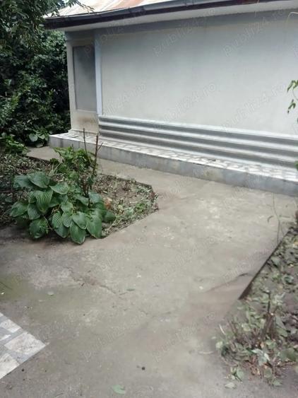 Casa cu utilita?i zona centrala - 1