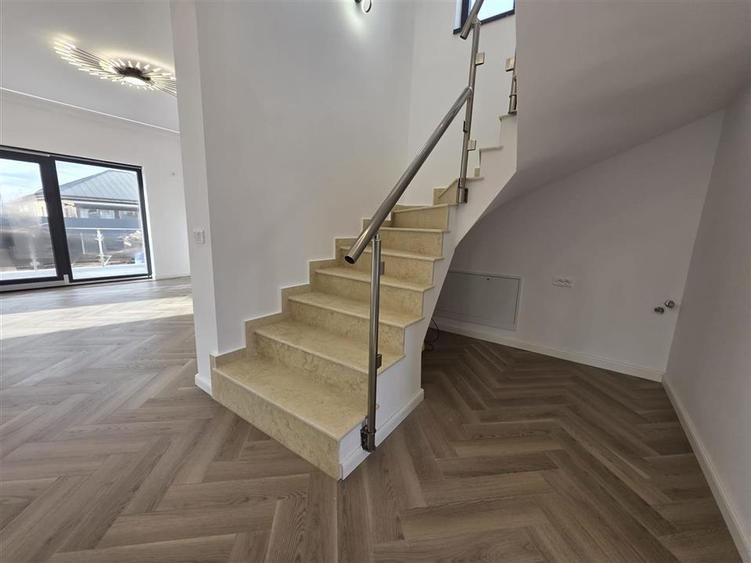 Vila individuala cu 4 camere 3 bai teren 364mp - 10