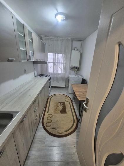 Apartament 3 camere Micro 2 se vanzare - 2