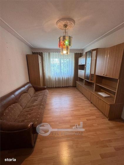 Apartament cu 2 camere decomandat în Nicolina
