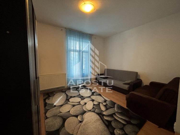 Apartament cu o camera in zona Medicina,  centrala proprie - 1