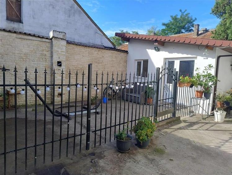 RECO Casa 4 camere, Central - 2