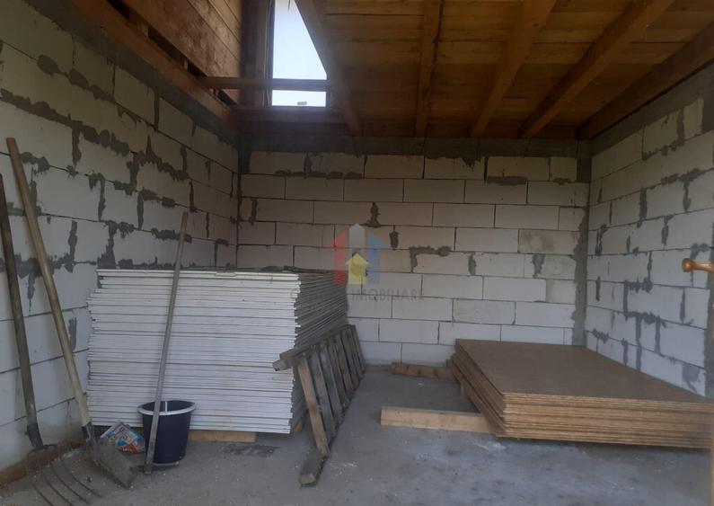 Casa P M, teren 300 mp, LA ROSU, Cazasu - 6