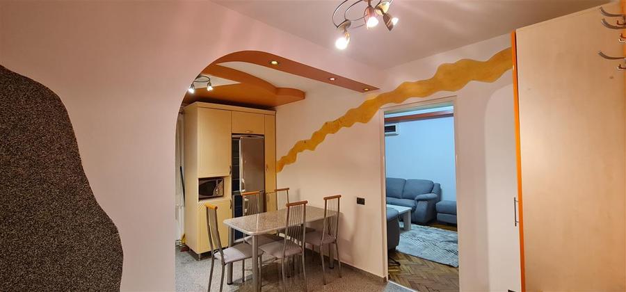 Apartament 2 camere amenajat-mobilat modern la cheie, et.1, central Podgoria- Zo - 1