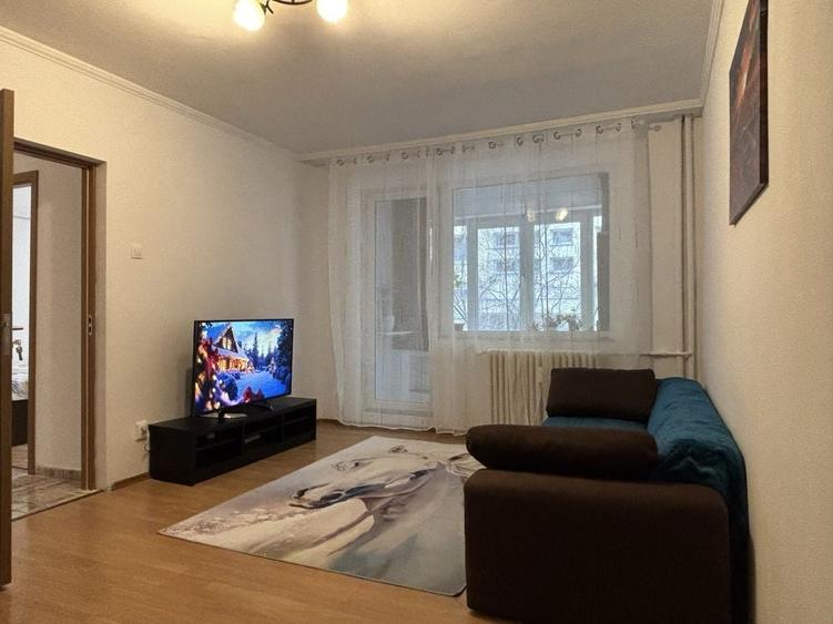 Vand apartament 2 camere,54 m,decomandat,patrer inalt - 1