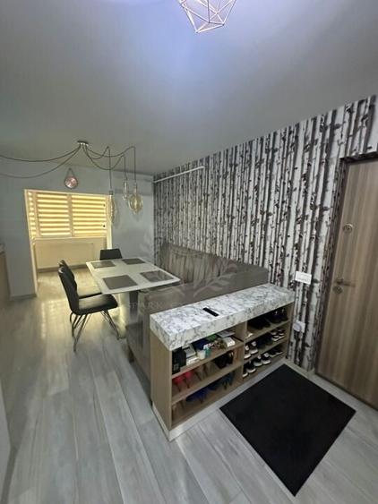 3 CAMERE //CANTACUZINO //LOC DE PARCARE//MOBILAT SI UTILAT - 35