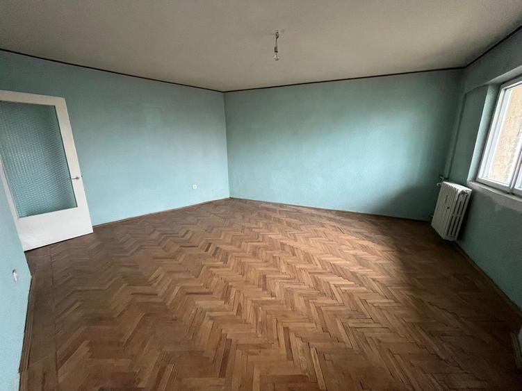 Apartament 3 camere zona Spital Județean – 76 mp - etaj 2/4 - 5
