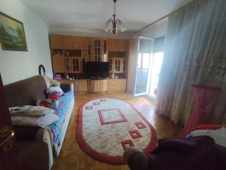Apartament 3 camere cf 1 decomandat - 6