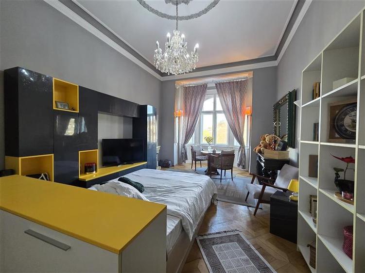 Garsoniera deosebita in Centrul Istoric Palatul Soarelui - 10