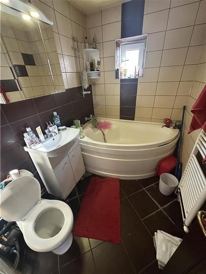 Apartament 3 camere, decomandat, et. intermediar- Nicolina - 7