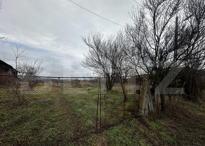 Teren intravilan, 4000 mp, zona Calnic