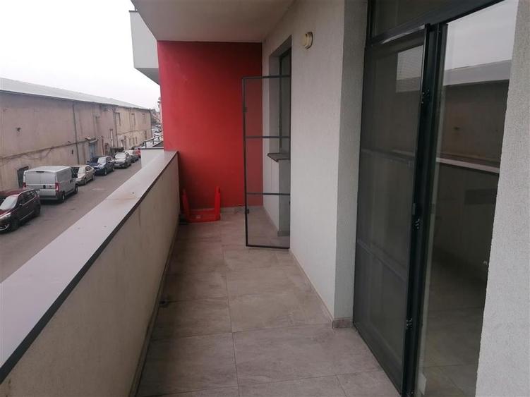 Bloc NOU Etaj 1 Mobilat si Utilat si Loc de Parcare - 3