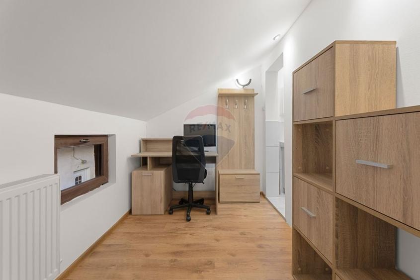 Apartament la casa cu 3 camere intr-o zona centrala - 3