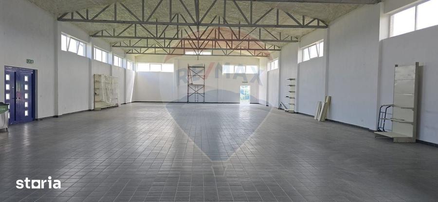 Spa?iu Comercial de Inchiriat | Cajvana | - 10