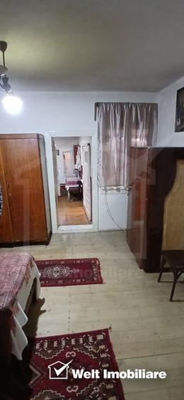Casă individuală cu 4 camere cu Teren 1315 Mp în Mănăstireni